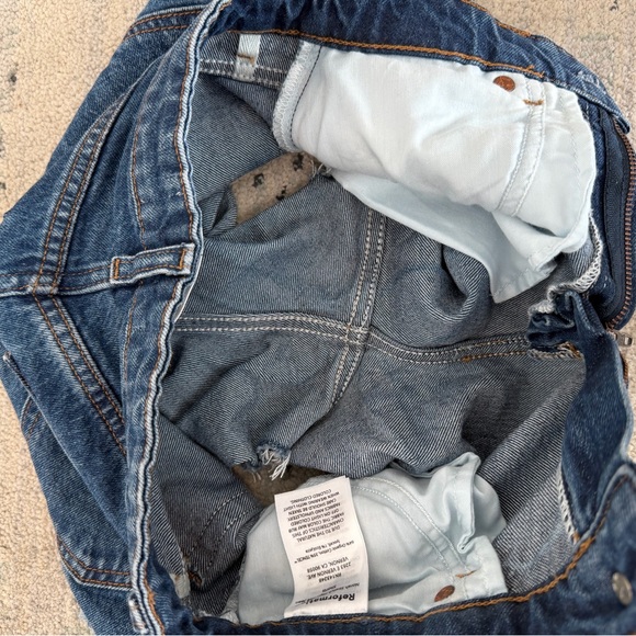 EUC Reformation Norah High rise denim shorts 25 - Picture 9 of 9